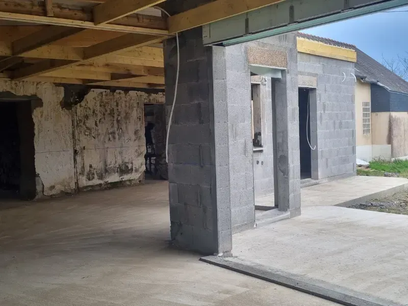 Maçon près de Guichen